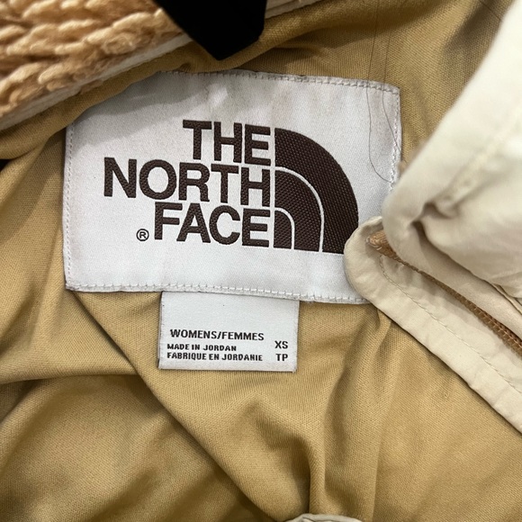 The North Face Fleece Jacket Extreme Pile Size XS Relaxed Fit Full Zip Tan - Picture 8 of 12